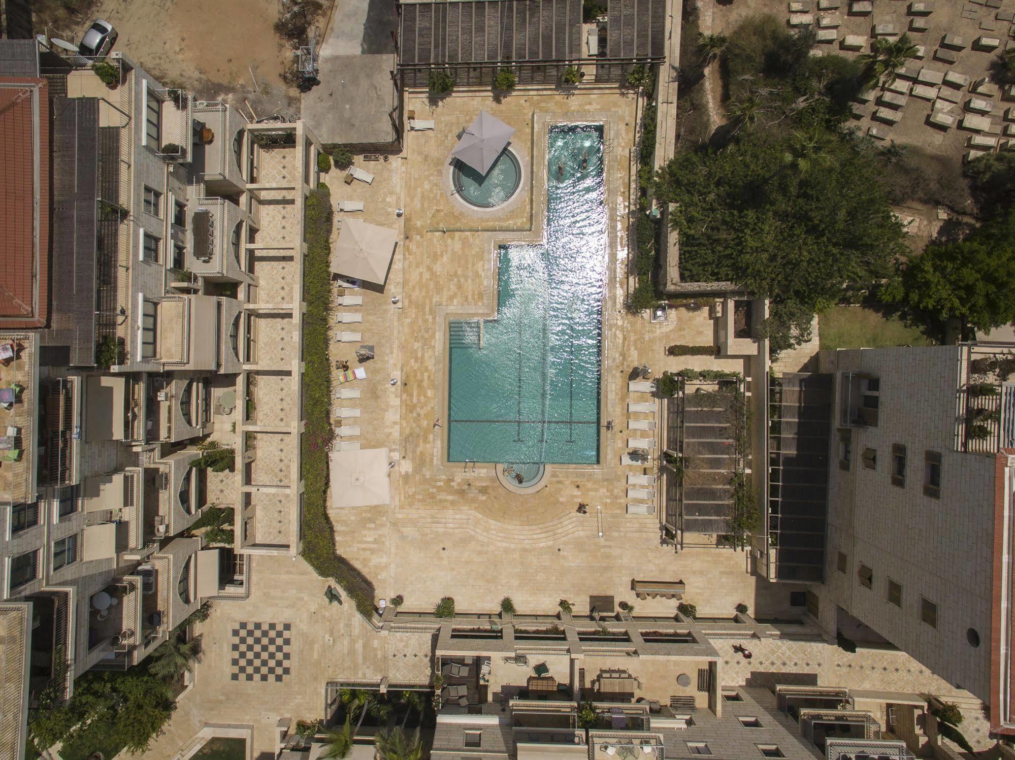 Andromeda Hill Apartments And Spa Tel Aviv Exterior photo